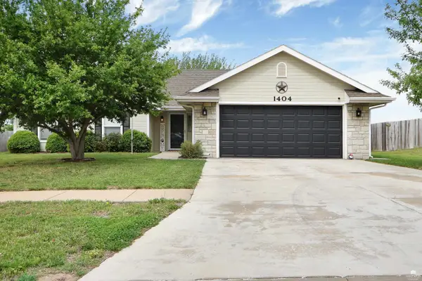 1404 Meadowbrooke Lane, Junction City, KS 66441