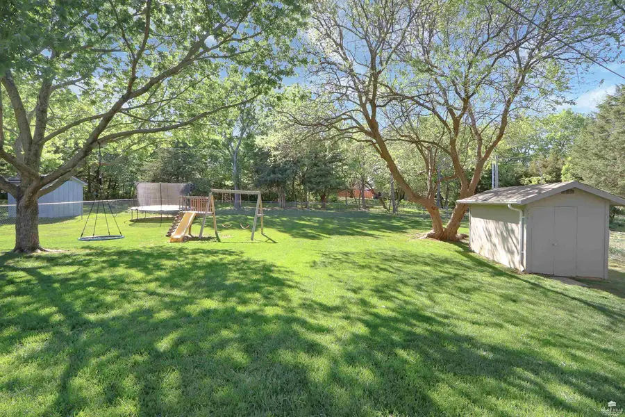 3421 Treesmill Circle, Manhattan, KS 66503 - #2