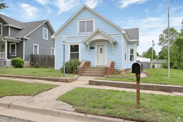 520 N E Street, Herington, KS 67449