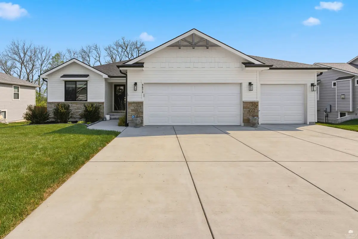 9674 Heather Lane, Manhattan, KS 66502 - #1