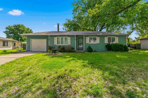 2126 Spain Drive, Manhattan, KS 66502