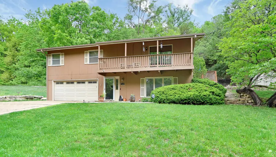 713 Canyon Drive, Manhattan, KS 66502 - #2