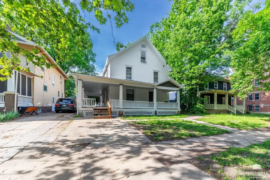 1521 Leavenworth Street, Manhattan, KS 66502 - #2