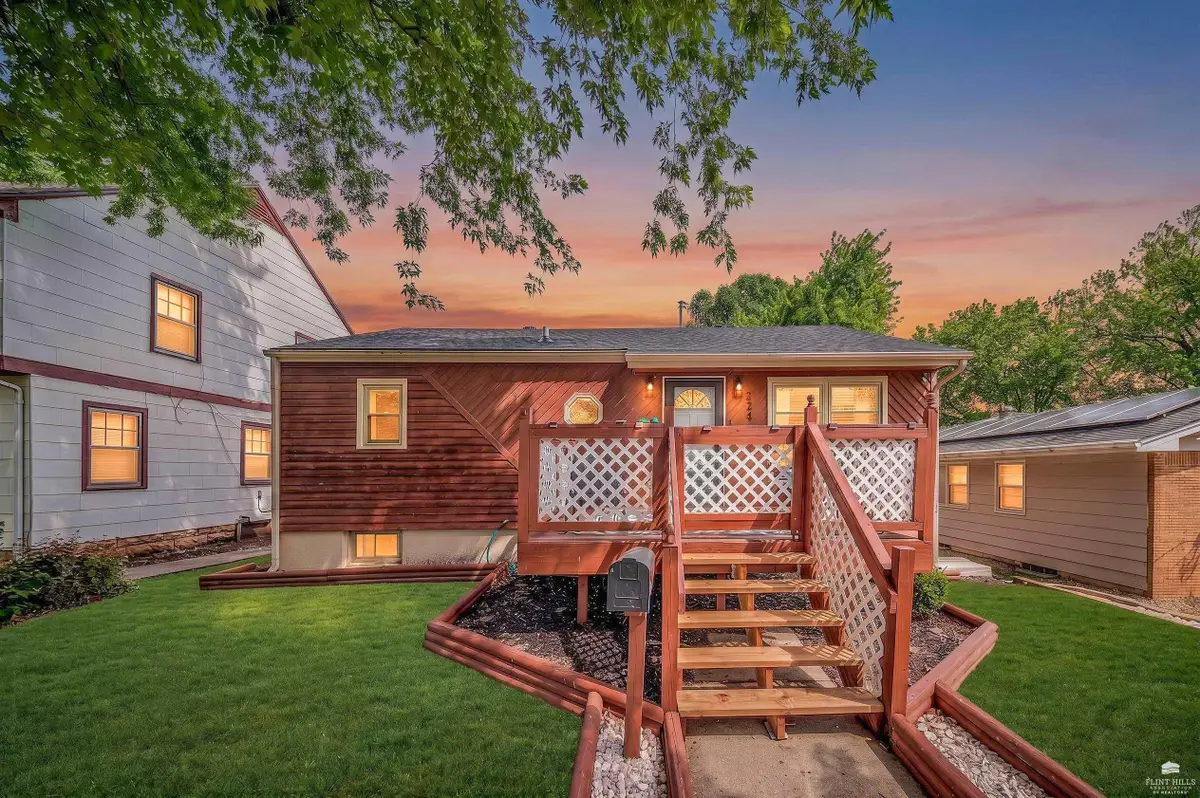 224 W Chestnut, Junction City, KS 66441 - #1