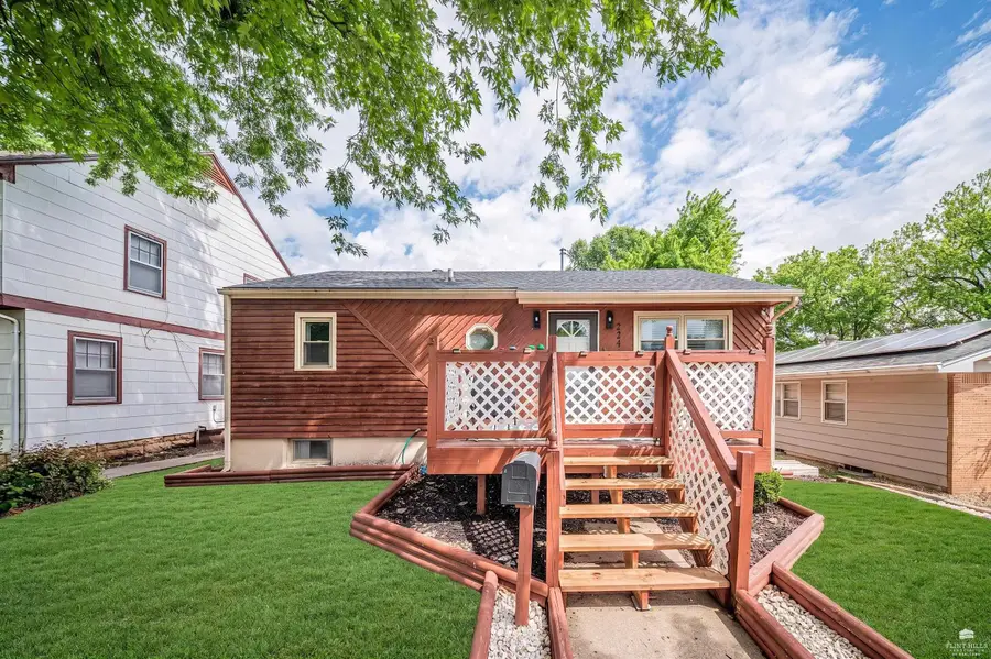 224 W Chestnut, Junction City, KS 66441 - #2