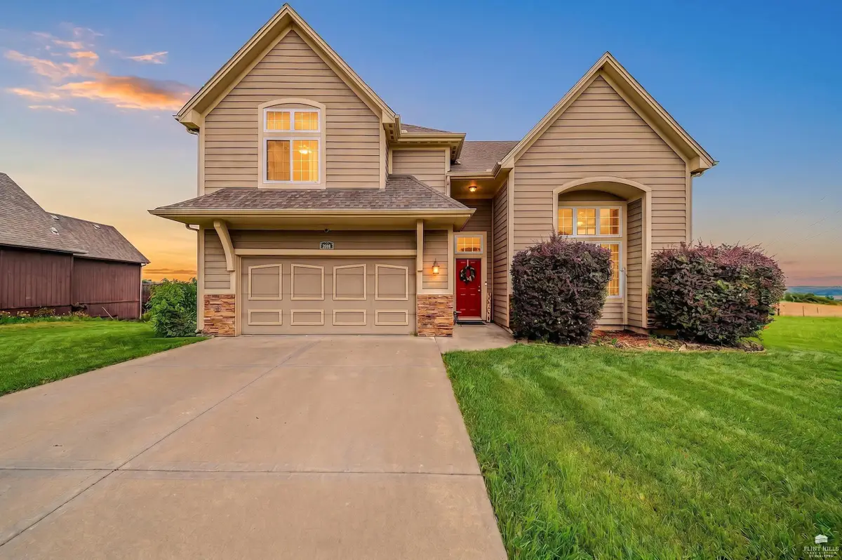 2608 Brooke Bend, Junction City, KS 66441 - #1