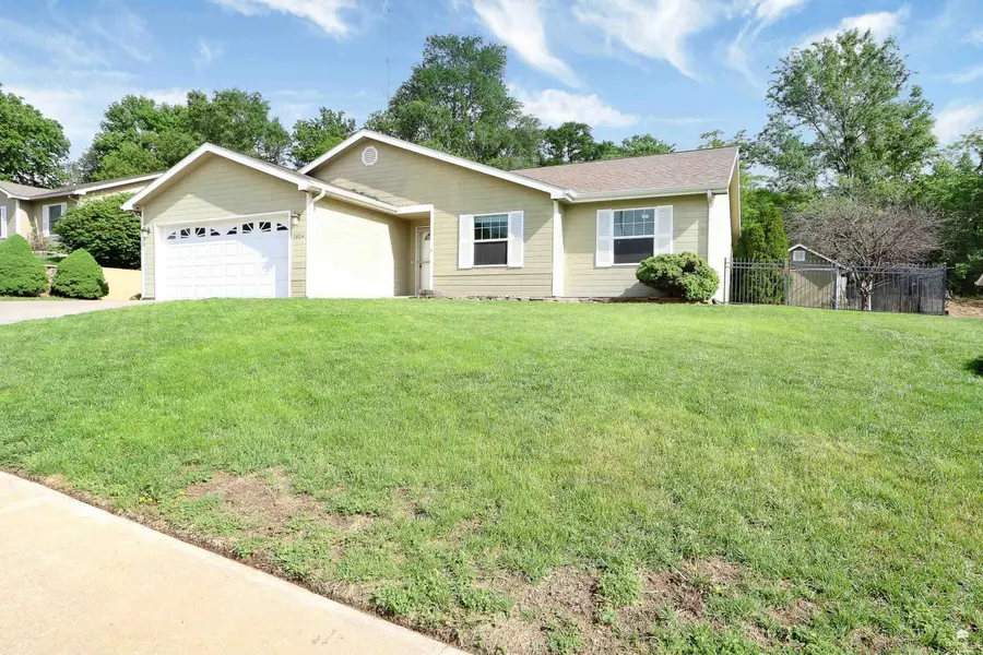 2604 Valley Drive, Junction City, KS 66441 - #3