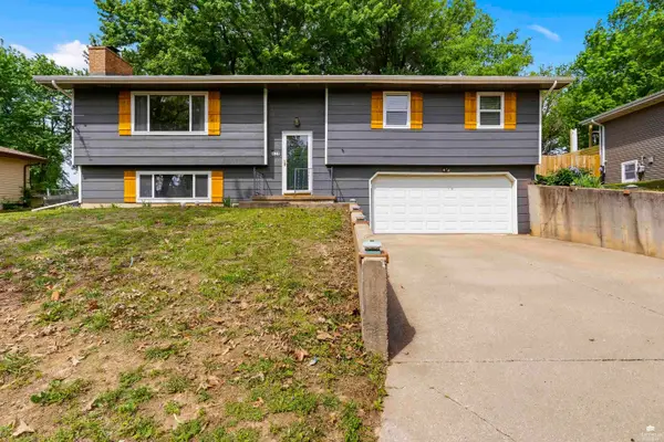 829 Allison Avenue, Manhattan, KS 66502
