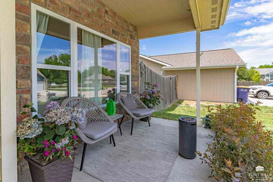 4319 Aspen Drive, Manhattan, KS 66502 - #3