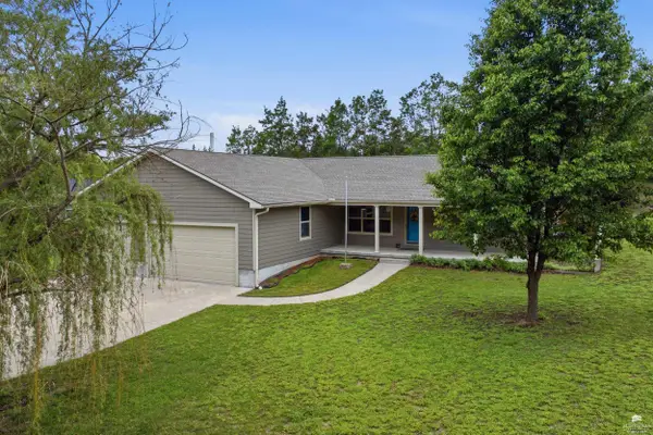 901 Nicholson Road, Chapman, KS 67431