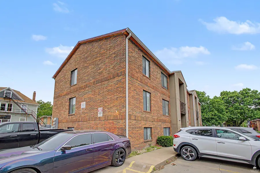 1019 Fremont Street, Manhattan, KS 66502 - #3