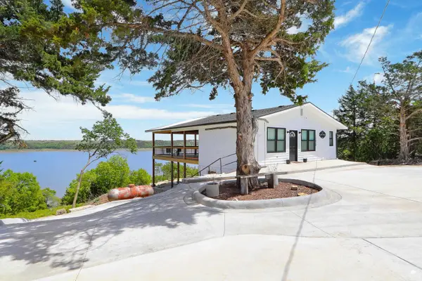 12028 Lakeshore Lane, Randolph, KS 66554