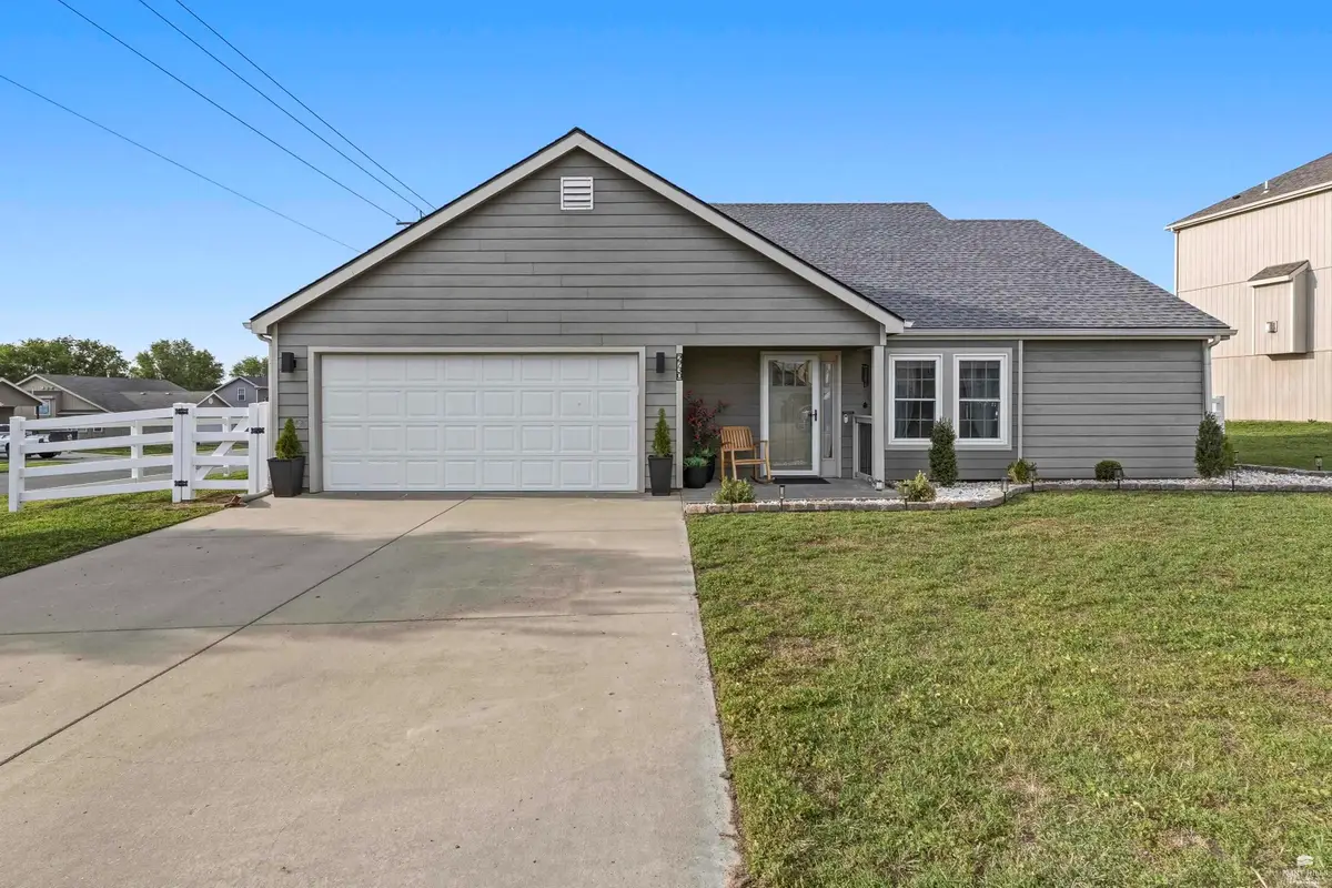 2730 Oakwood Drive, Junction City, KS 66441 - #1