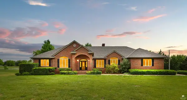 923 T Avenue, Council Grove, KS 66846