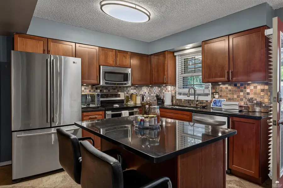 2508 Nutmeg, Manhattan, KS 66502 - #2
