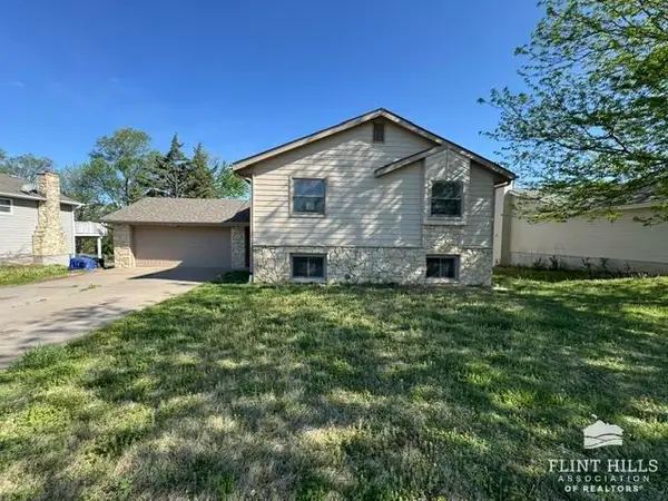 1506 Holly Lane, Junction City, KS 66441