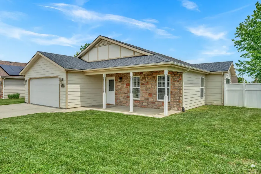 2520 Buttonwood Drive, Manhattan, KS 66502 - #3