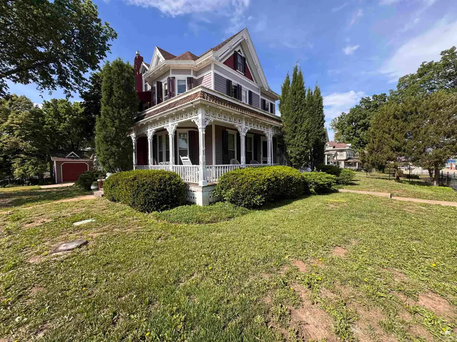 132 E Second, Minneapolis, KS 67467 - #2