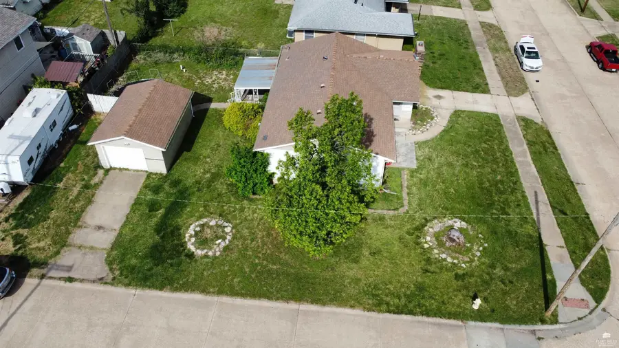 1107 Talley Dr, Salina, KS 67401 - #3