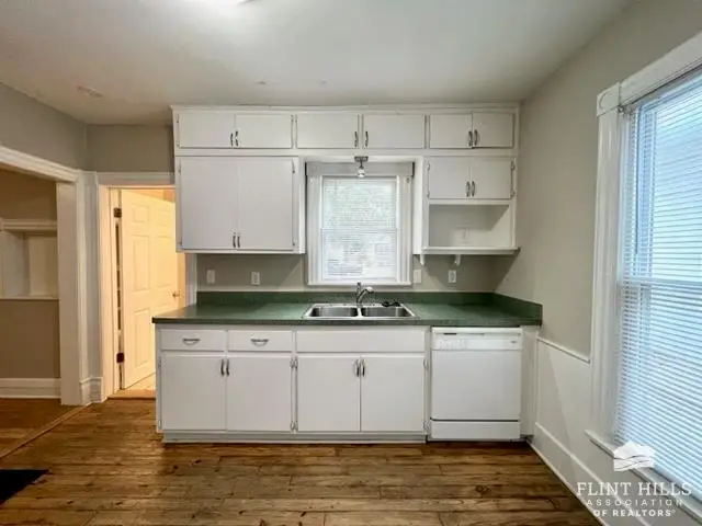 531 Osage Street, Manhattan, KS 66502 - #2