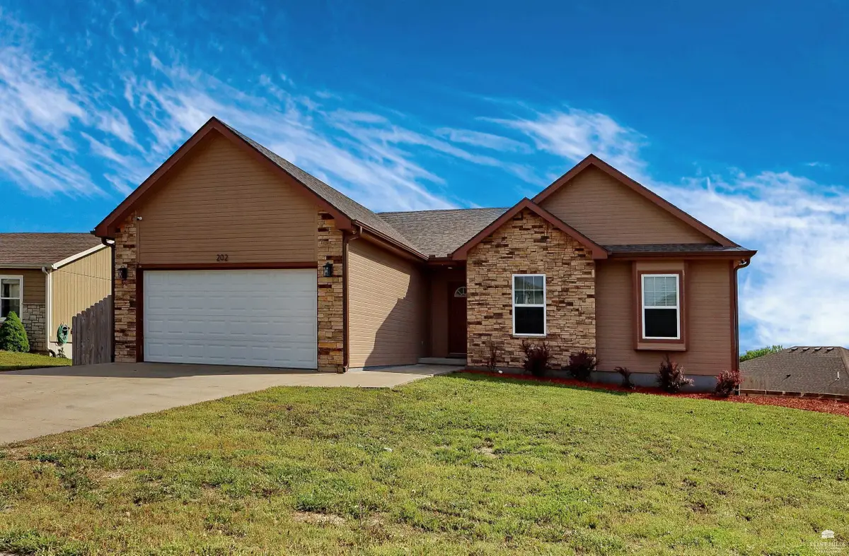 202 Kelly Lane, Saint George, KS 66535 - #1