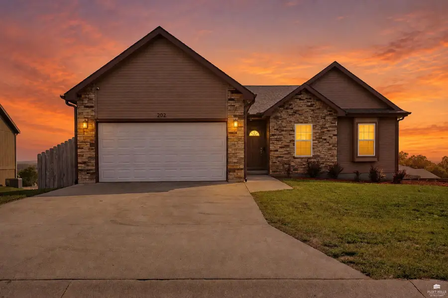 202 Kelly Lane, Saint George, KS 66535 - #2