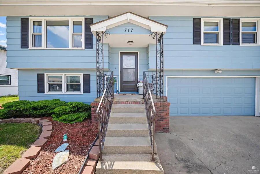 717 Mcclure, Junction City, KS 66441 - #3
