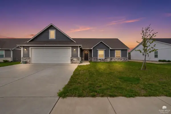 9685 Heather Lane, Manhattan, KS 66502