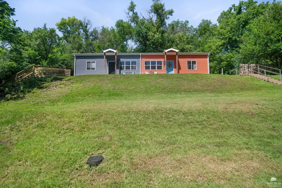 238 Westwood Road, Manhattan, KS 66502 - #2