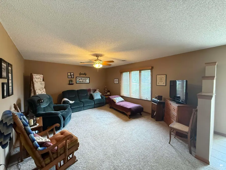 3851 Fox Ridge Drive, Manhattan, KS 66502 - #3