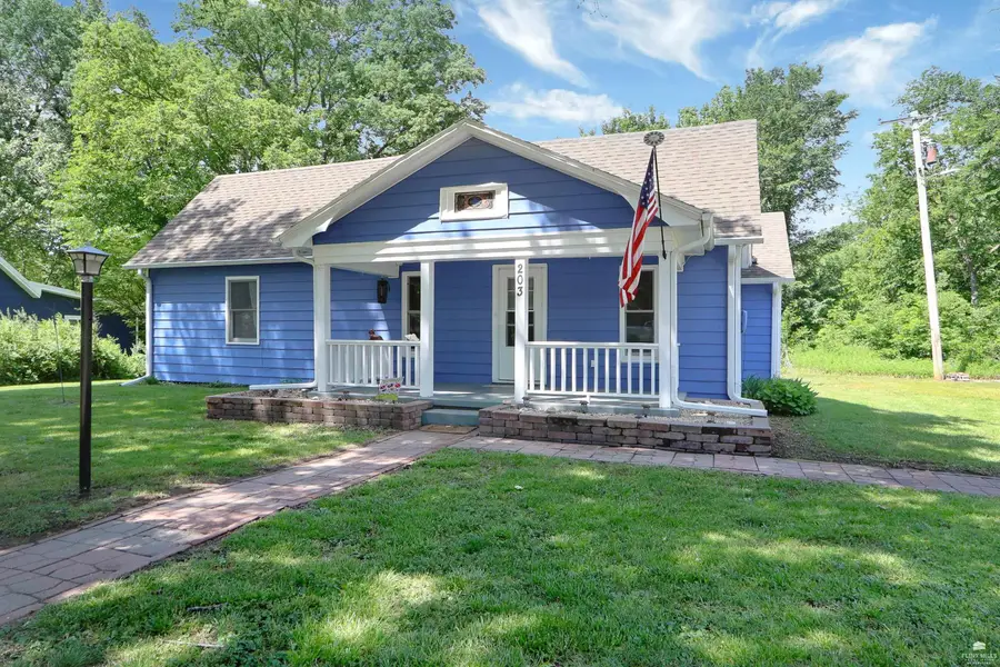 203 S Hassebroek Street, Riley, KS 66531 - #2