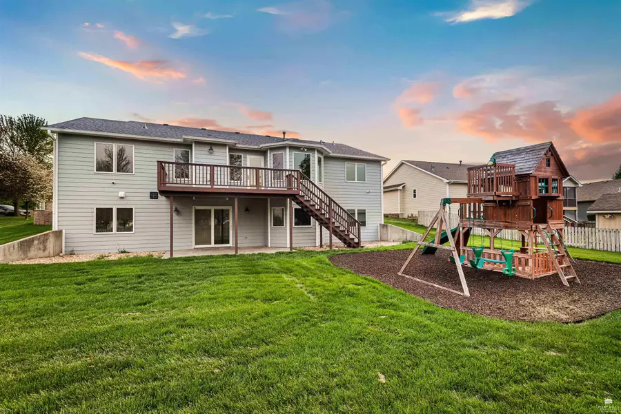 4505 Kelsey Drive, Manhattan, KS 66502 - #3