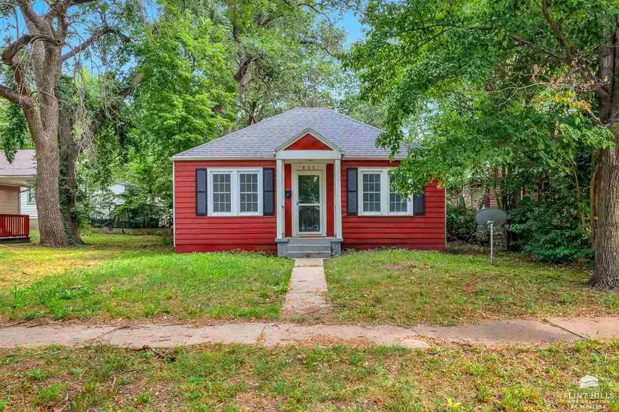 411 W 4th Street, Junction City, KS 66441 - #2