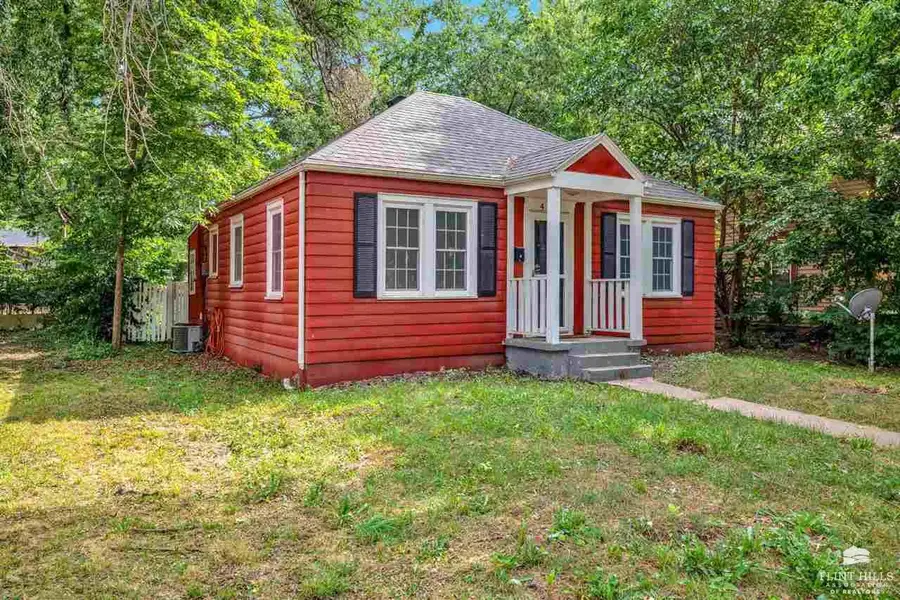 411 W 4th Street, Junction City, KS 66441 - #3