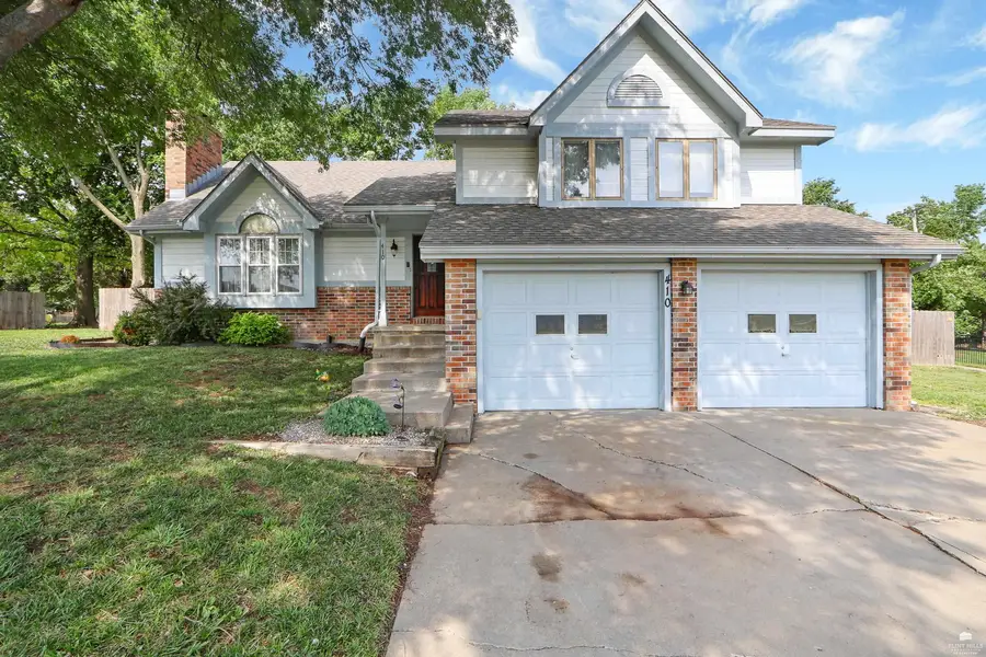 410 Hawthorne Drive, Junction City, KS 66441 - #2