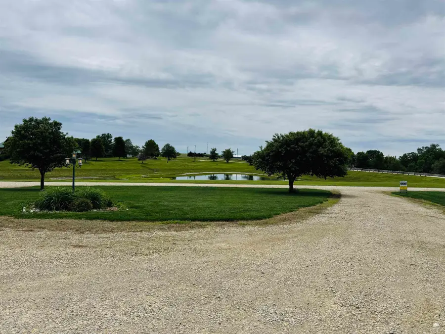 1811 Overview Drive, Clay Center, KS 67432 - #3