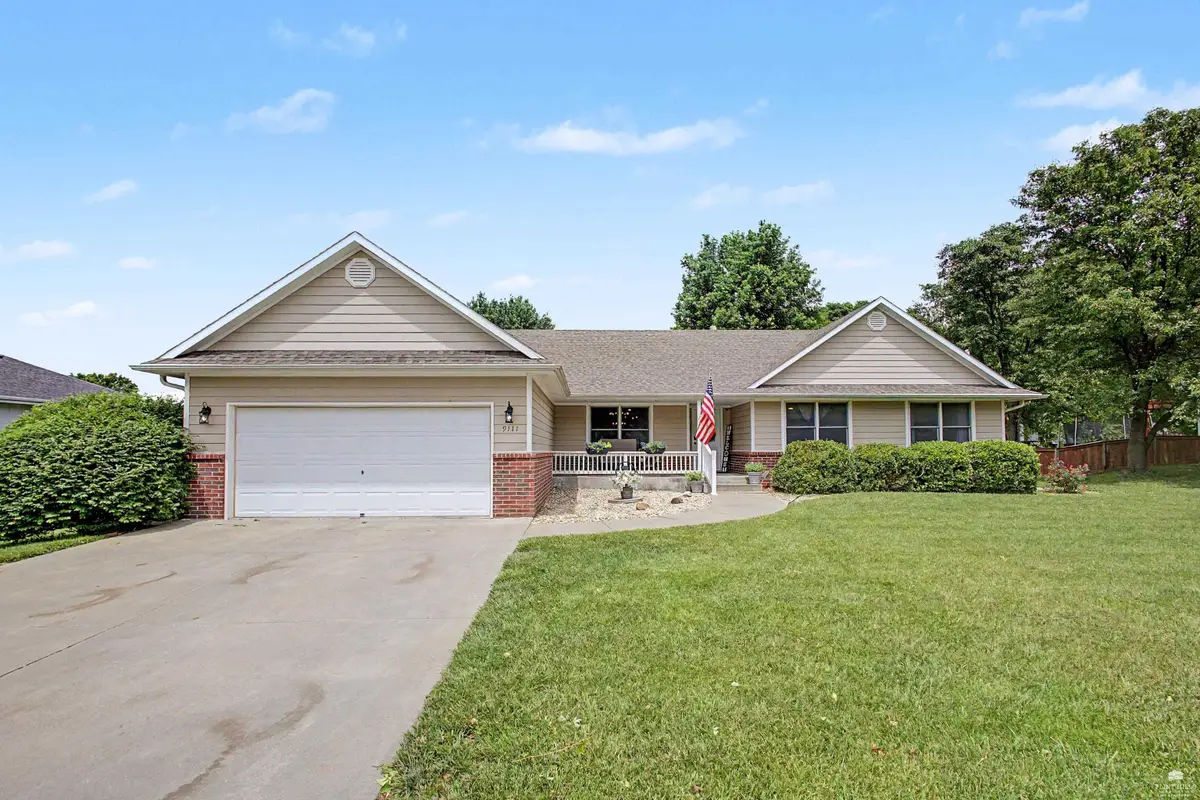 9111 Cara's Way, Manhattan, KS 66502 - #1