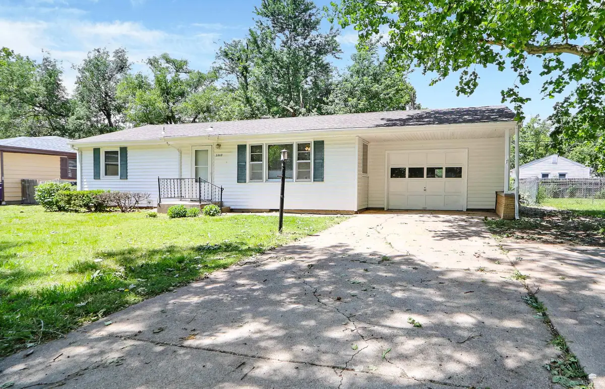 2209 Northview Drive, Manhattan, KS 66502 - #1