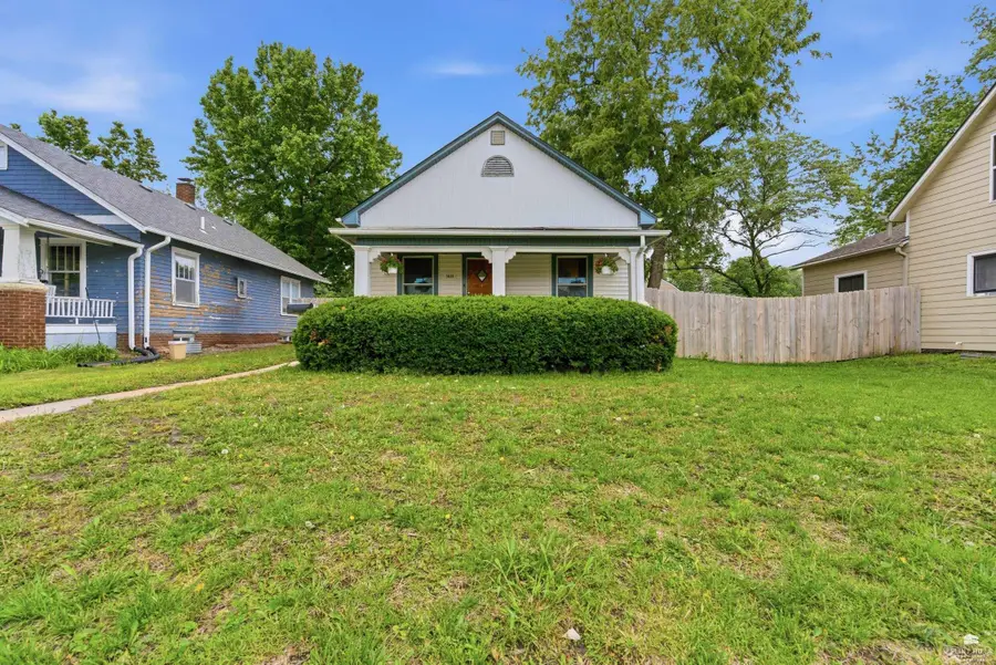 1411 Pierre Street, Manhattan, KS 66502 - #2