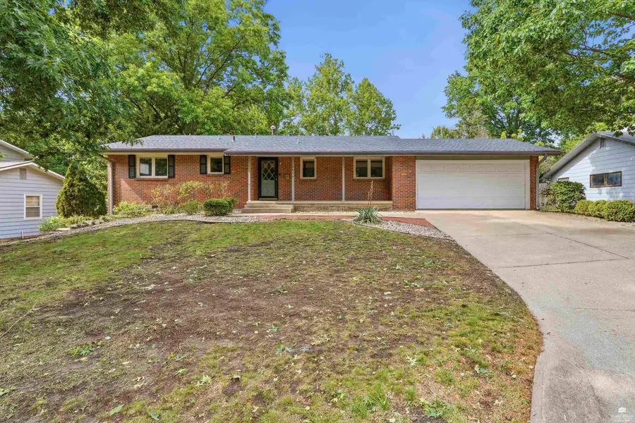 2824 Nevada Street, Manhattan, KS 66502 - #2