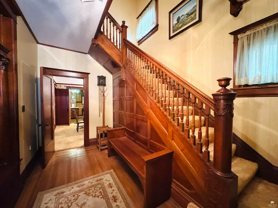 118 S Main, Morganville, KS 67468 - #2