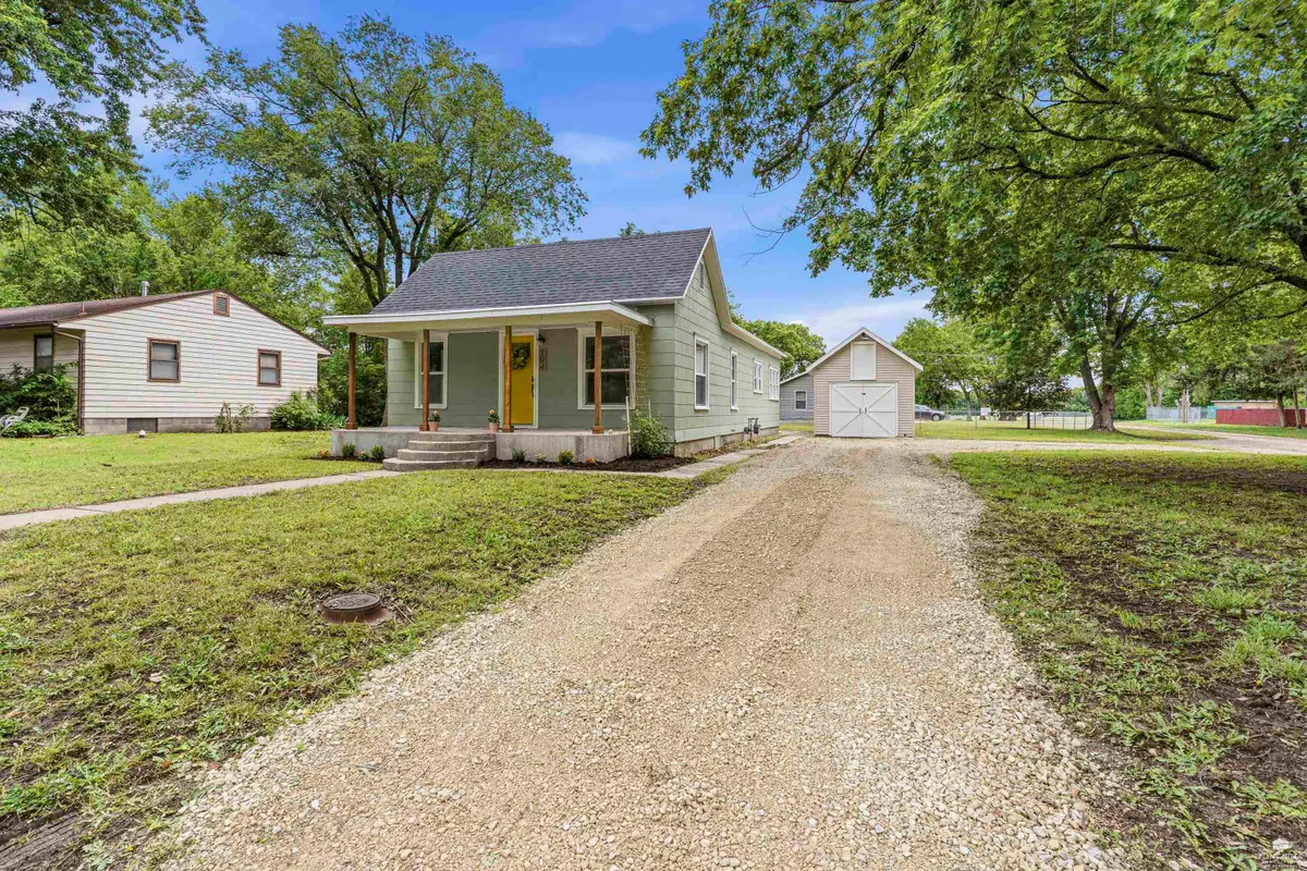 102 Noble Avenue, Chapman, KS 67431 - #1
