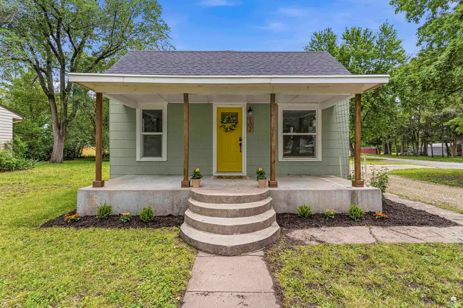 102 Noble Avenue, Chapman, KS 67431 - #2