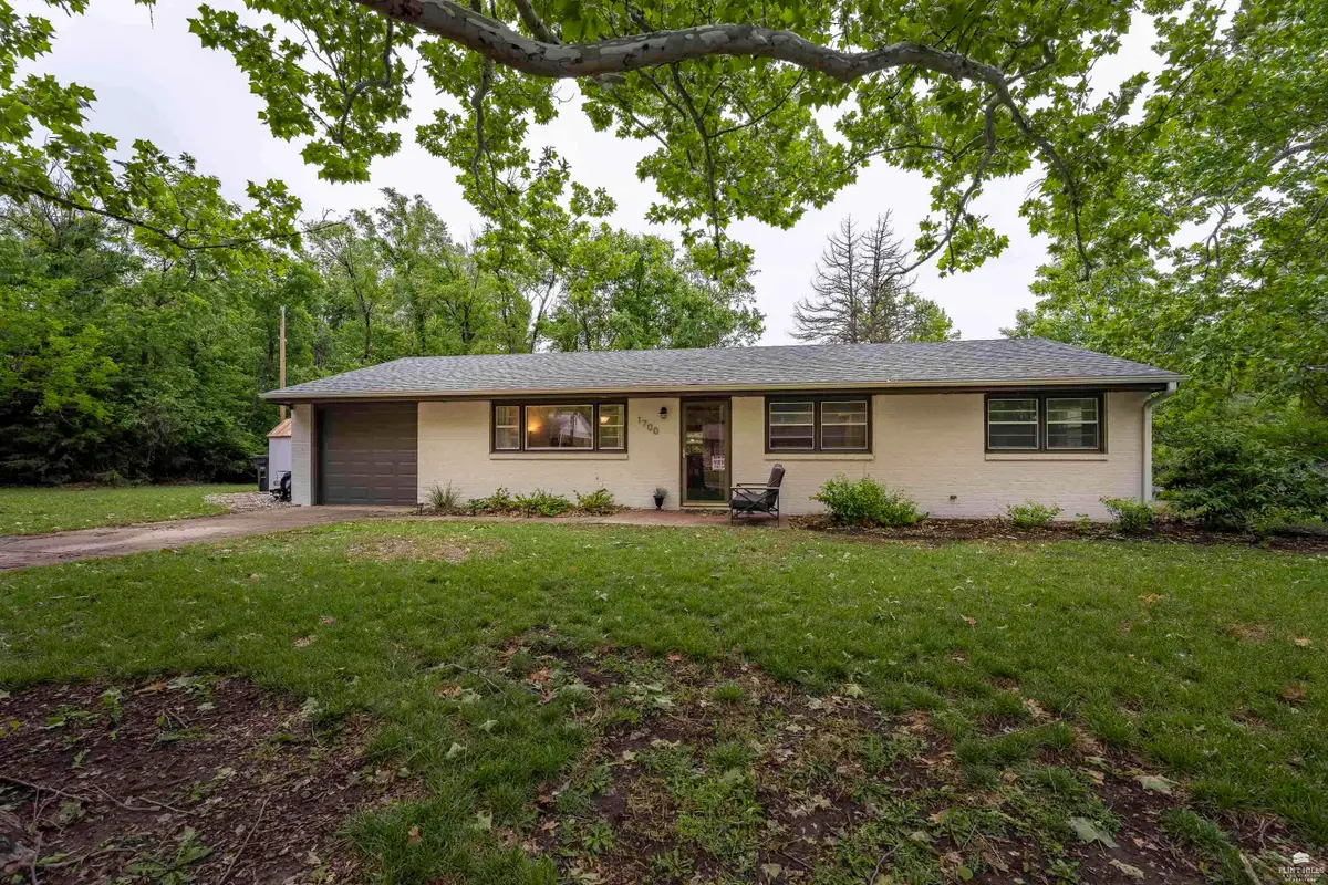 1700 Kenmar Drive, Manhattan, KS 66502 - #1