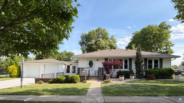122 E 3rd Street, Hope, KS 67451