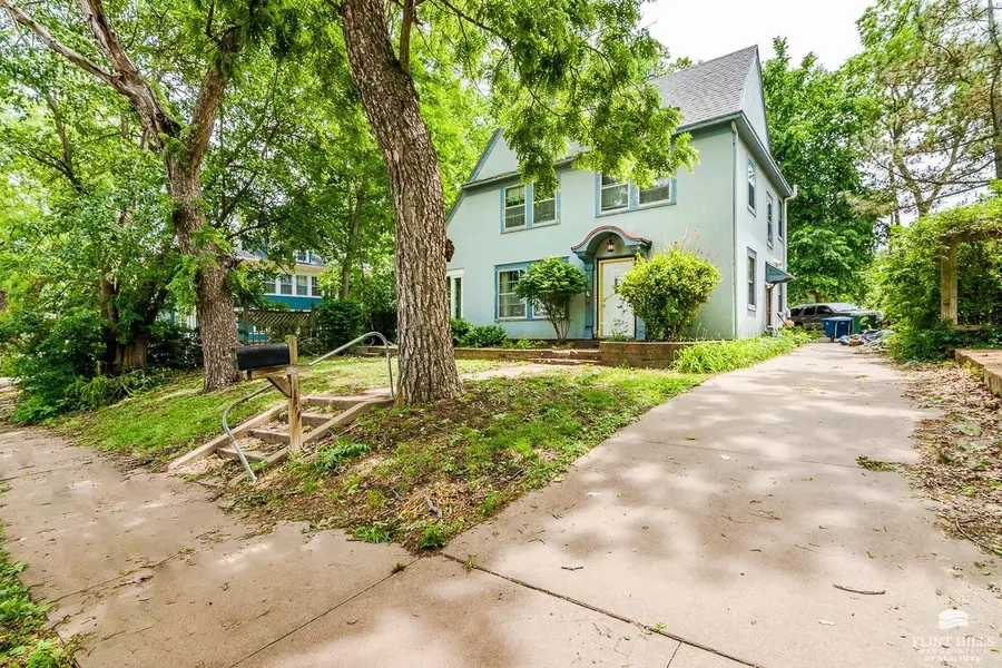 1711 Fairchild Avenue, Manhattan, KS 66502 - #2