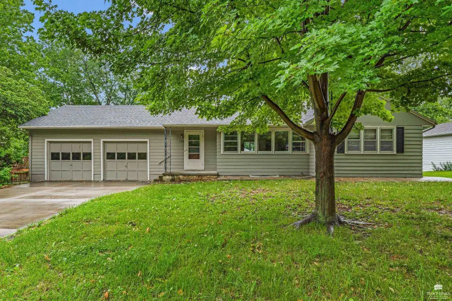 730 Midland Avenue, Manhattan, KS 66502 - #2