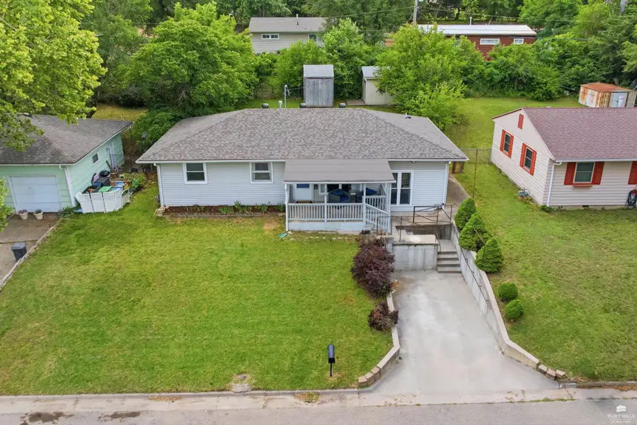 518 S Calhoun Street, Junction City, KS 66441 - #2