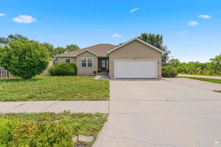 731 Tallgrass Drive, Junction City, KS 66441 - #2
