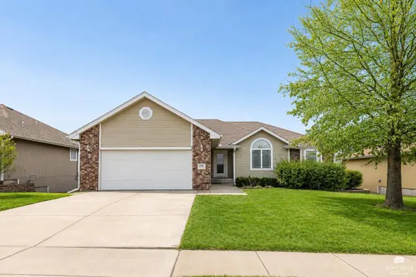 4193 Taneil Drive, Manhattan, KS 66502